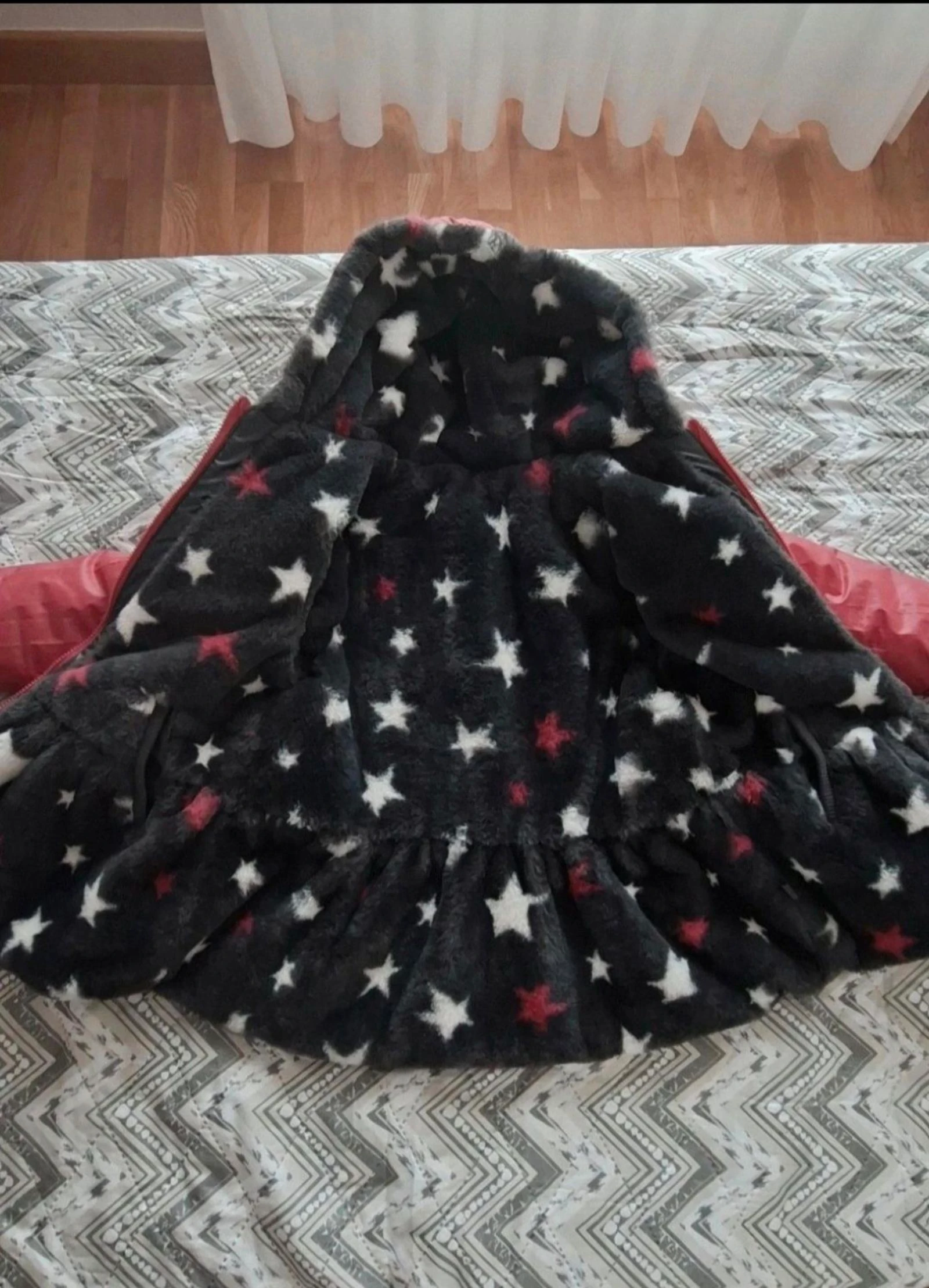 Padded girl's coat, with hood, reversible, size 7 – photo 4